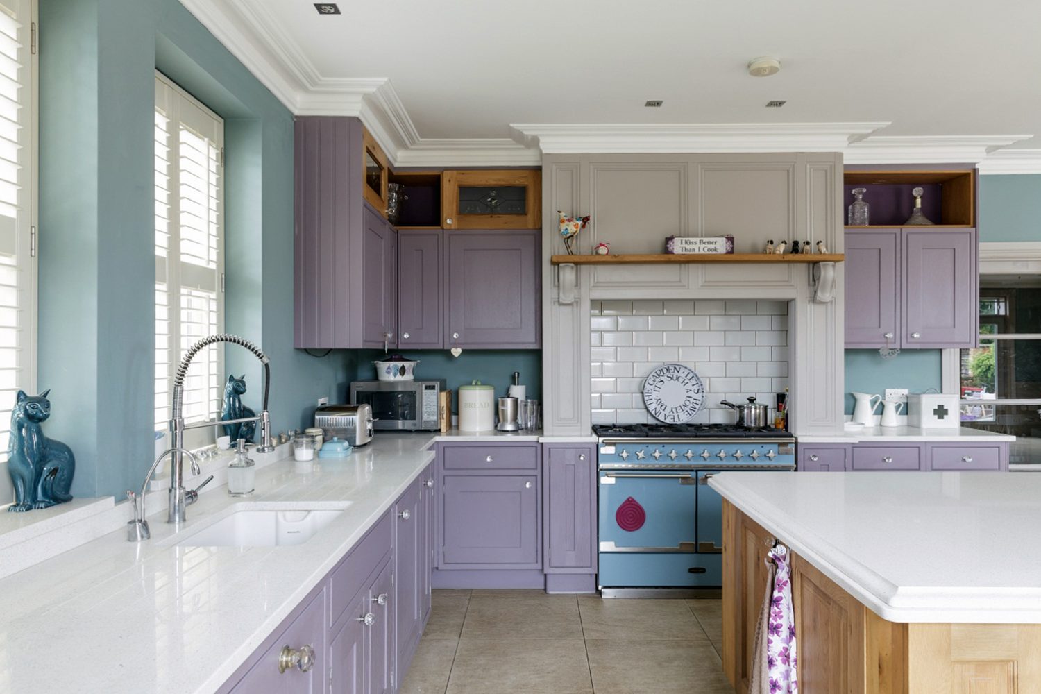 Henley Harts Kitchens